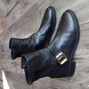 Stuart Weitzman City Buckle Bootie Black 5050 Leather Women's Size 8